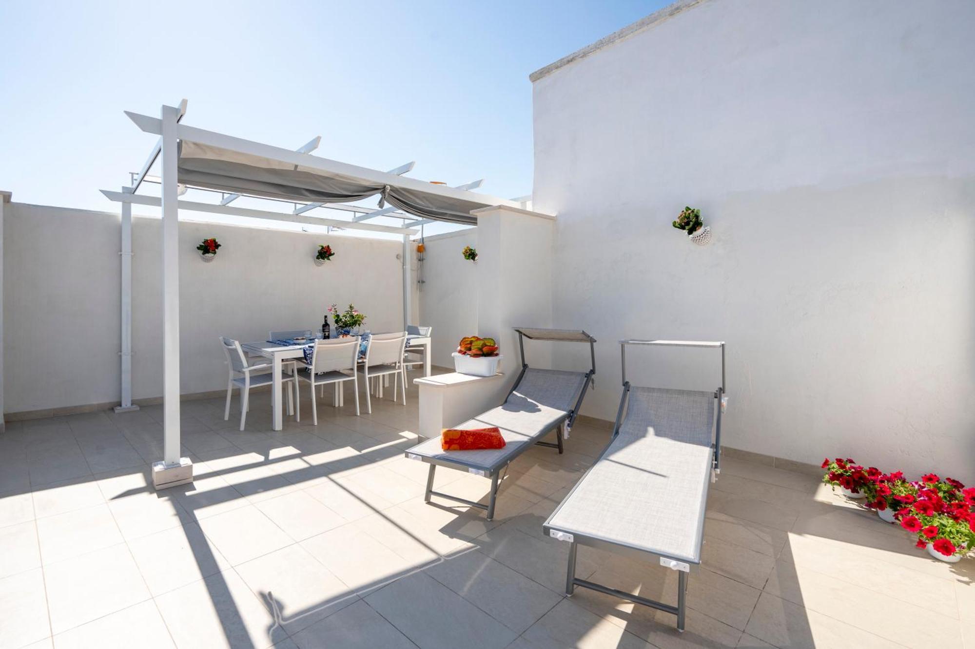 Heart Of Monopoli Apartments Near The Sea Εξωτερικό φωτογραφία